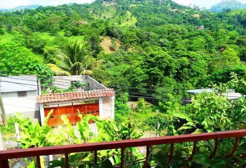 هتل & Hostal Yaxkin Copan