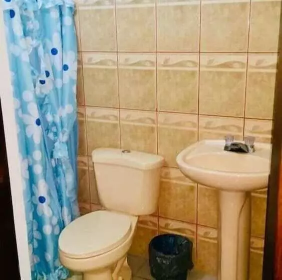 هتل & Hostal Yaxkin Copan
