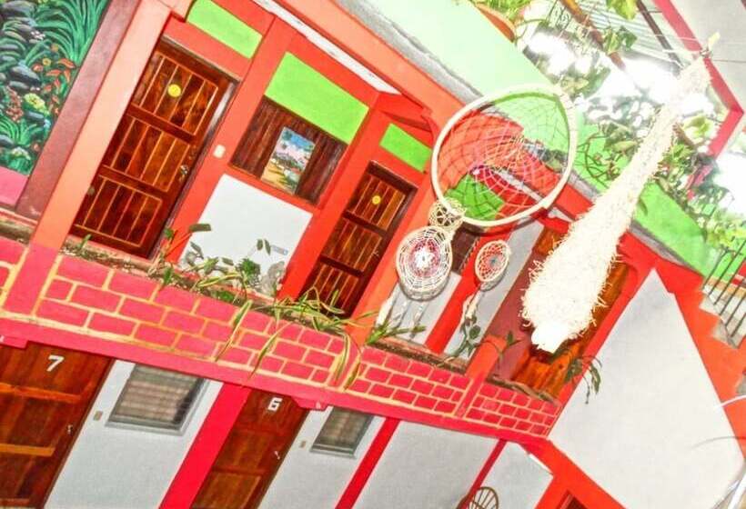 هتل & Hostal Yaxkin Copan