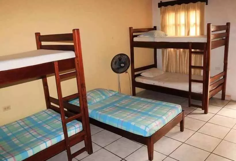 هتل & Hostal Yaxkin Copan