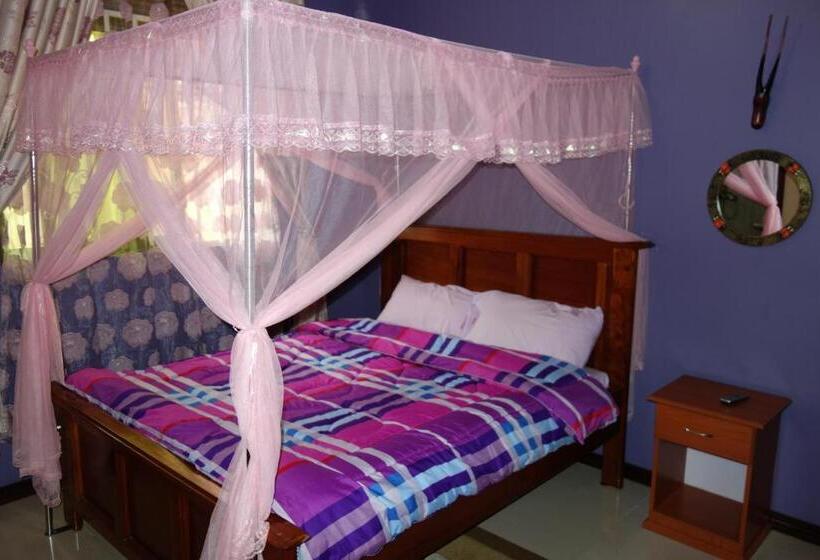 هتل Impala Suites