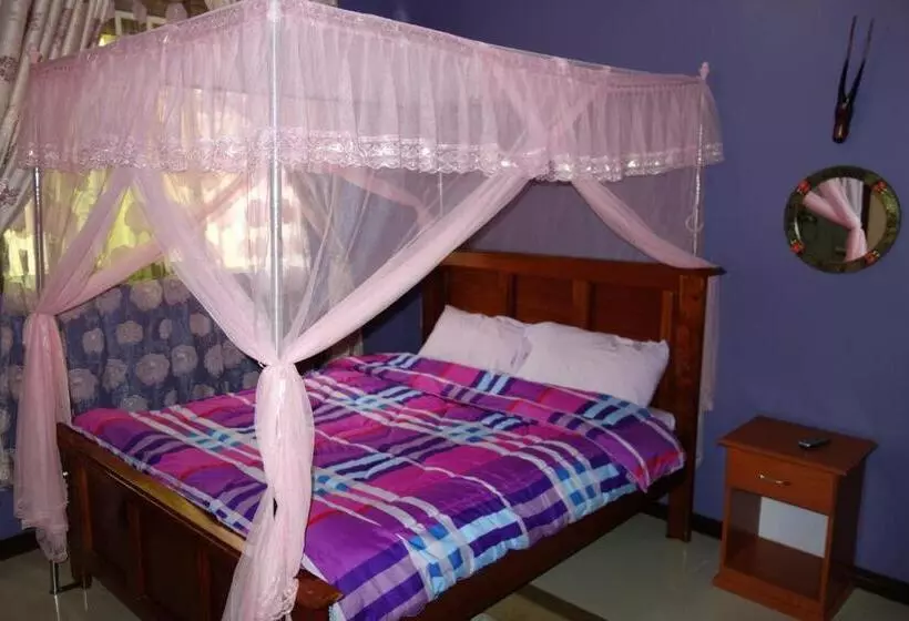 هتل Impala Suites