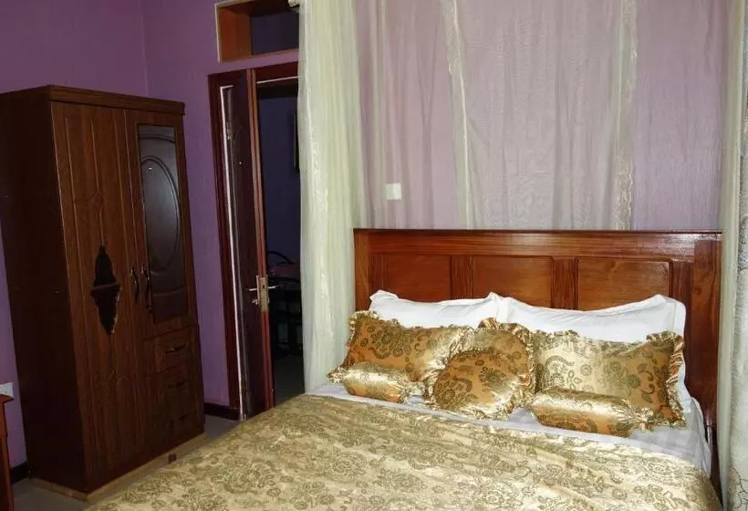 هتل Impala Suites
