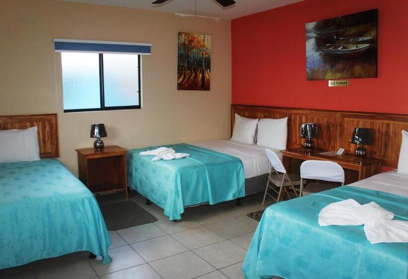 هتل Los Chilamates