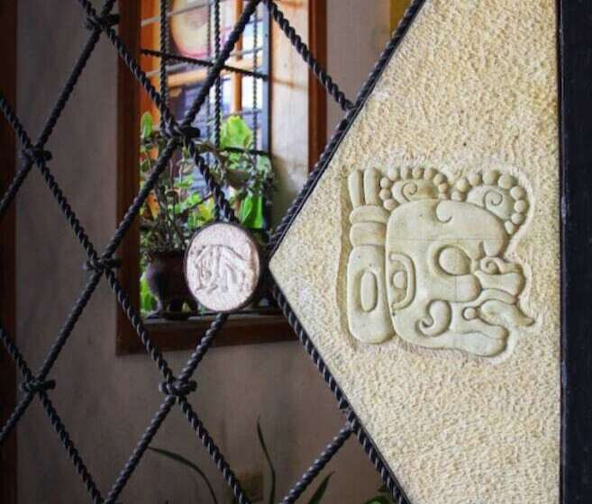 هتل Plaza Yat B Alam