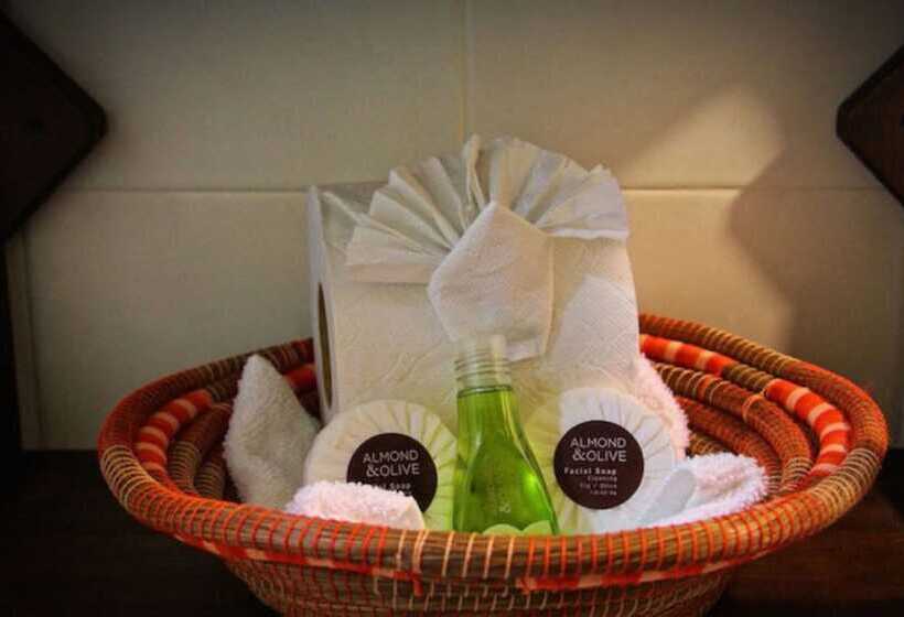 هتل Plaza Yat B Alam