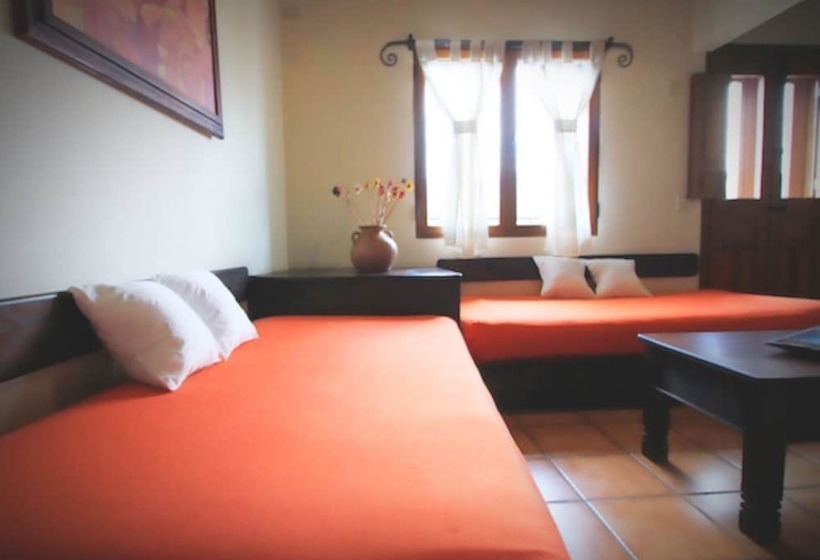 هتل Plaza Yat B Alam