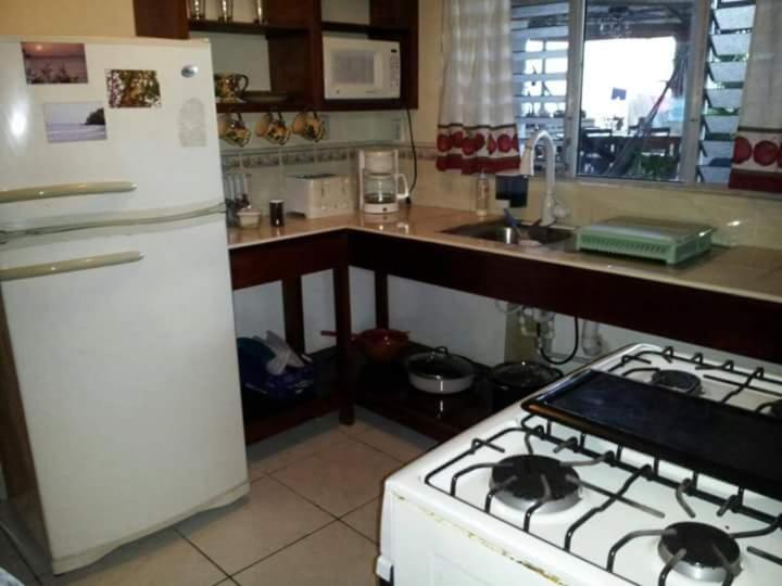 هتل Posada Las Iguanas