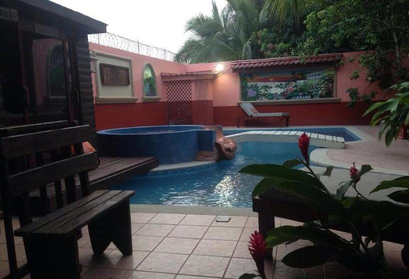 هتل Posada Las Iguanas