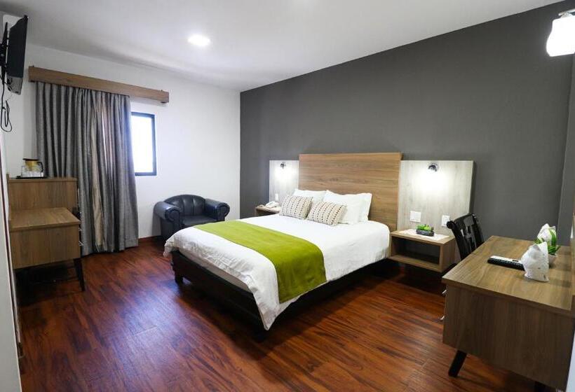 Hotel Puerta Del Sol