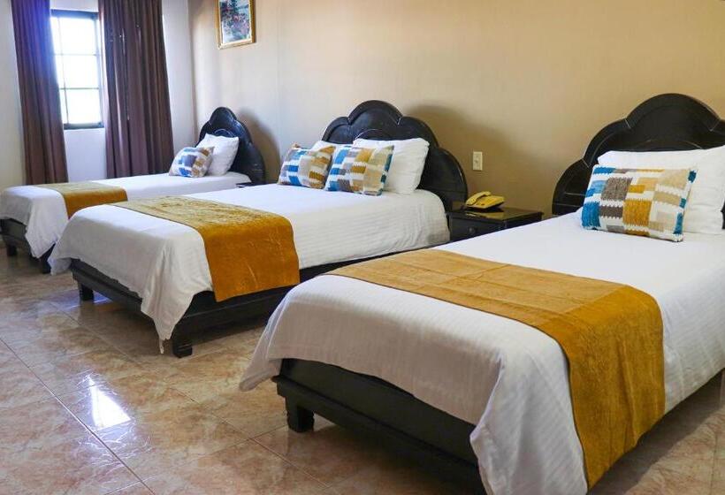 Hotel Puerta Del Sol