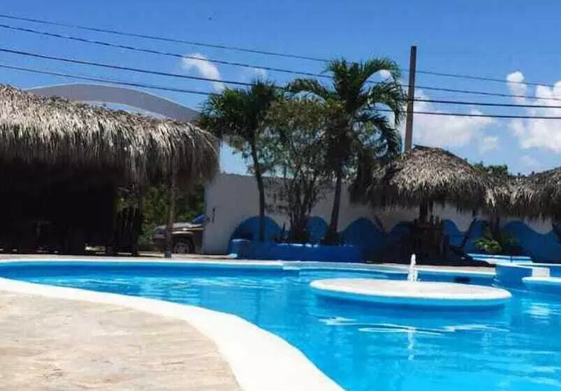 هتل Sol Azul