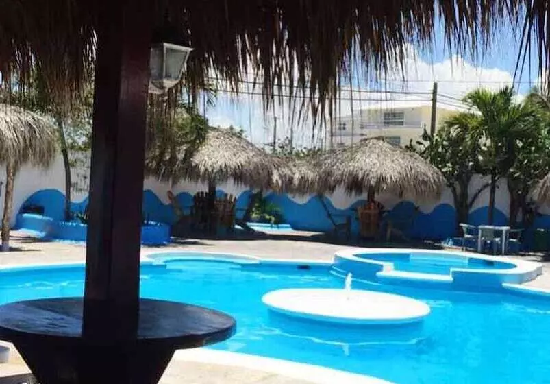 هتل Sol Azul