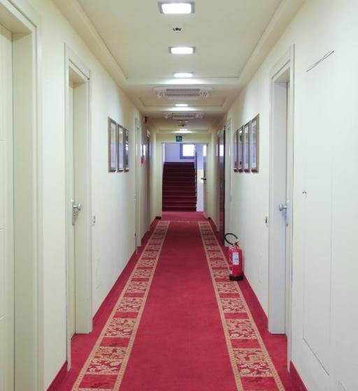 בית מלון כפרי Touring