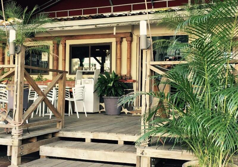 Panama House Bed & Breakfast