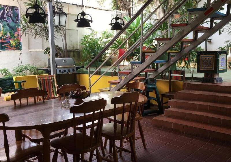 Panama House Bed & Breakfast