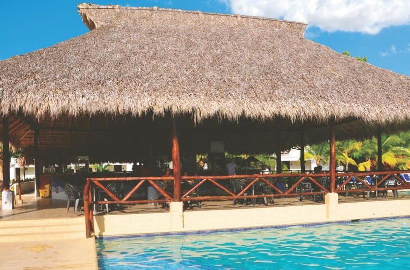 Playa Blanca Beach Resort  All Inclusive