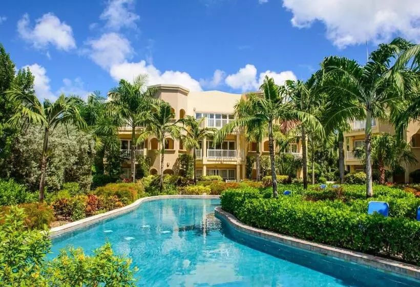 استراحتگاه The Hamilton Beach Villas & Spa