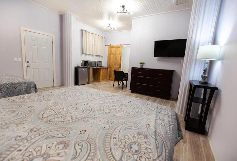 Sea Eye Hotel   Laguna Building