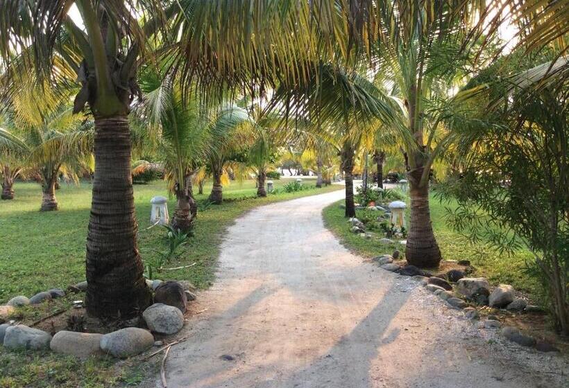 Sea Eye Hotel   Laguna Building