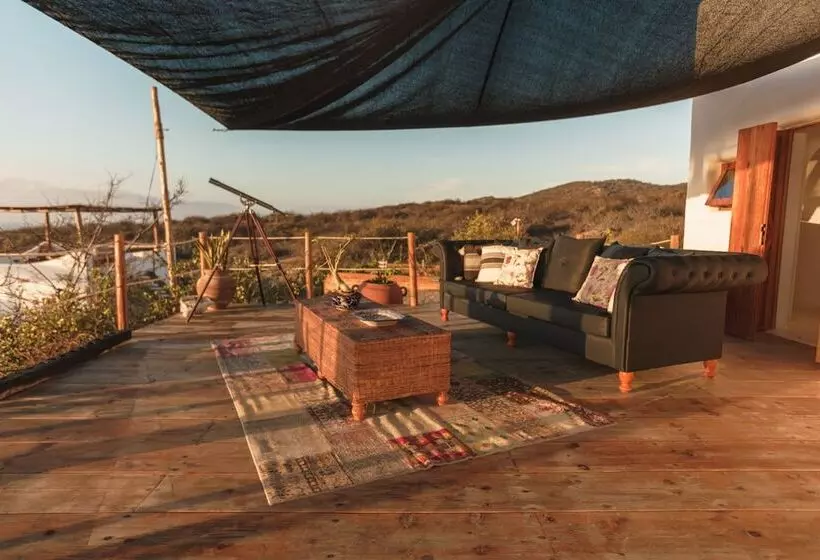 Hotelli The White Lodge