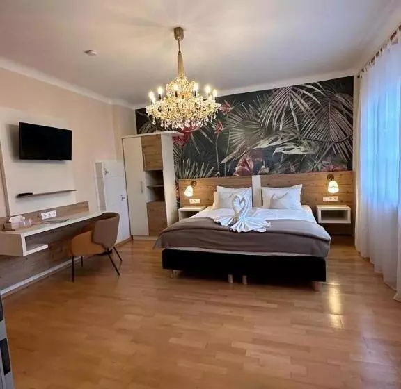 ホテル Pension Amelie