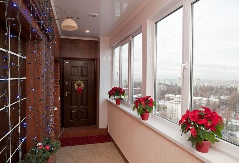 7 Sky Hotel Klinicheskaya Street