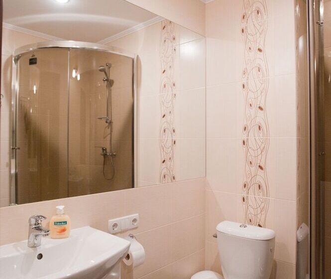 7 Sky Hotel Klinicheskaya Street