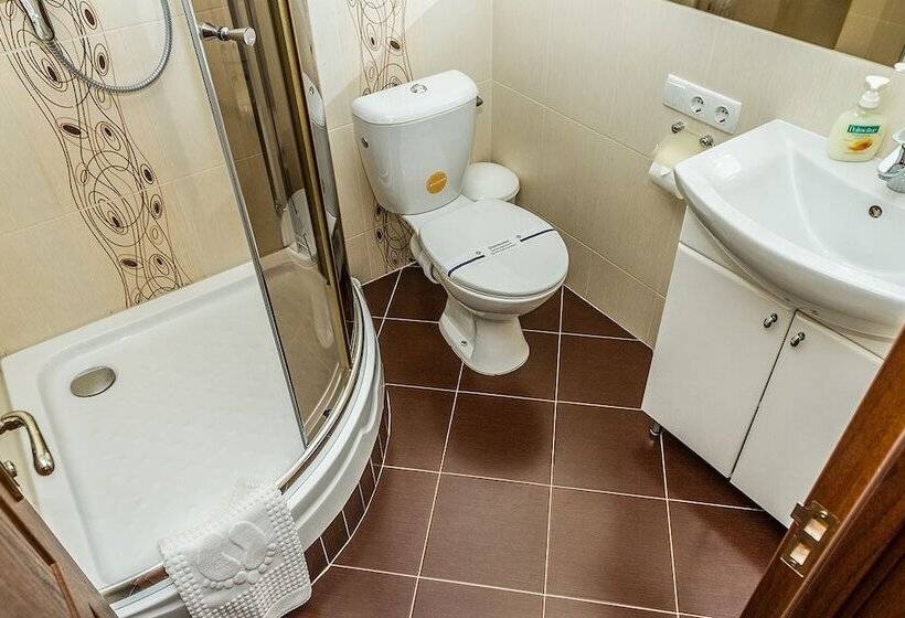 7 Sky Hotel Klinicheskaya Street