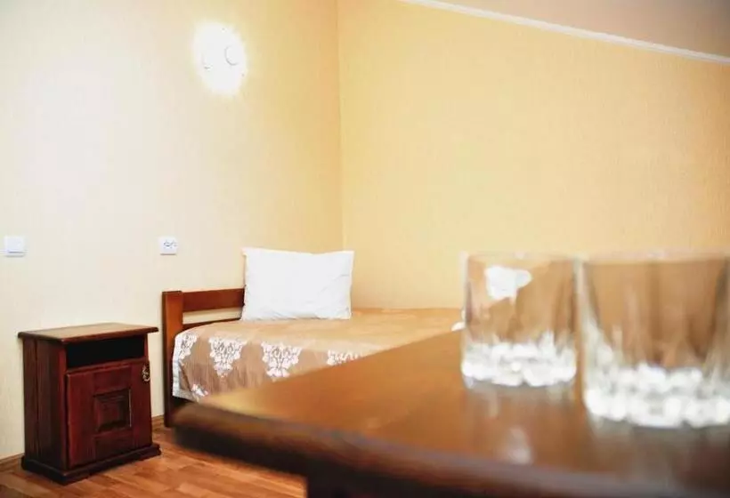 Hotel Etna