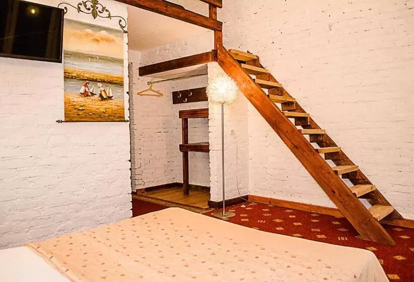 هتل Guest House De Rishelye