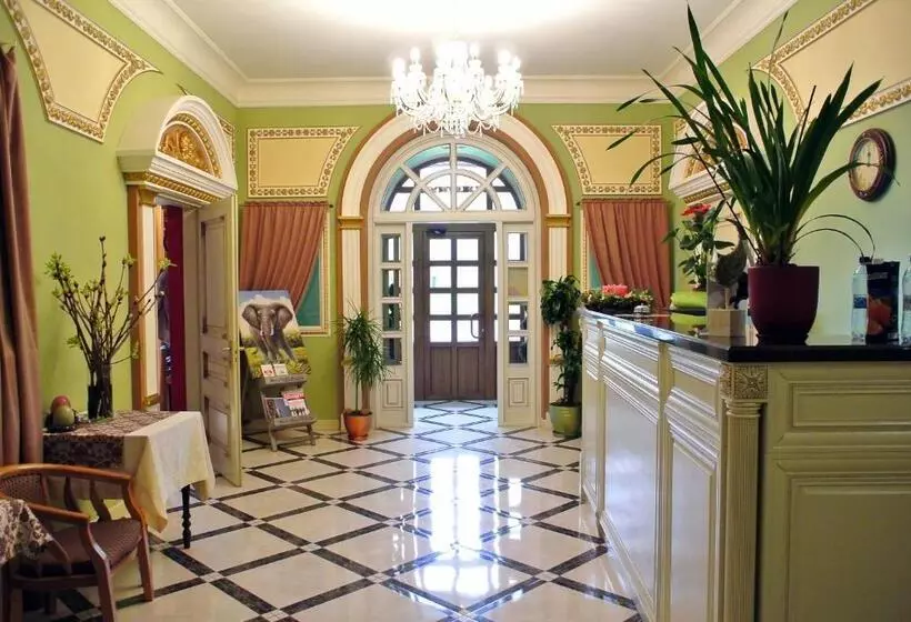 Hotelli Lavilia