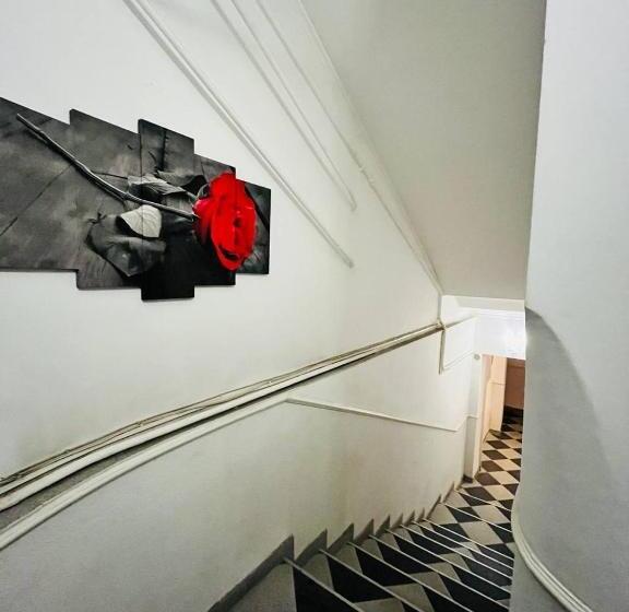 هتل Lemberg Elite Apartments