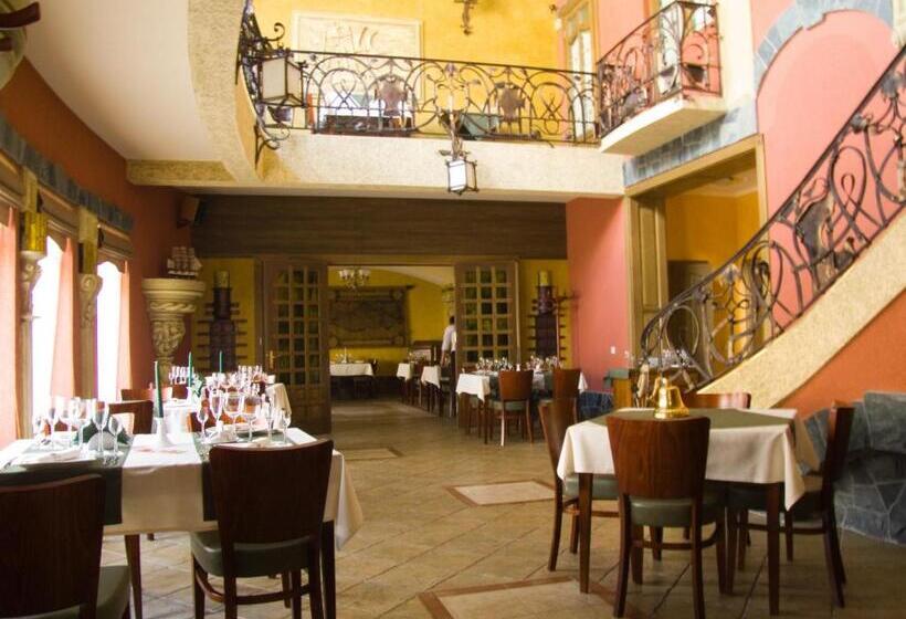 فندق Letuchiy Gollandets