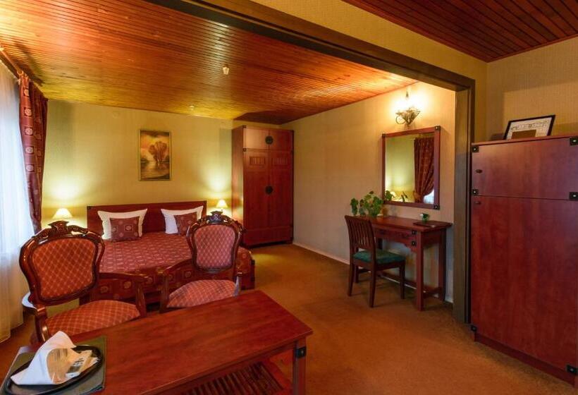 فندق Letuchiy Gollandets