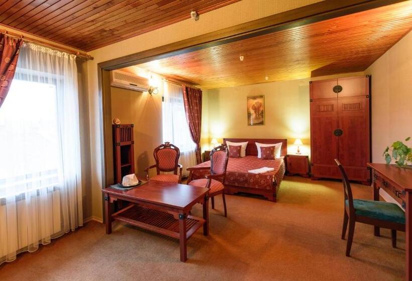 فندق Letuchiy Gollandets