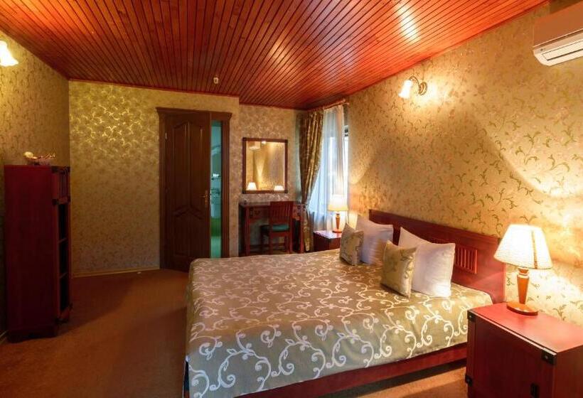 فندق Letuchiy Gollandets