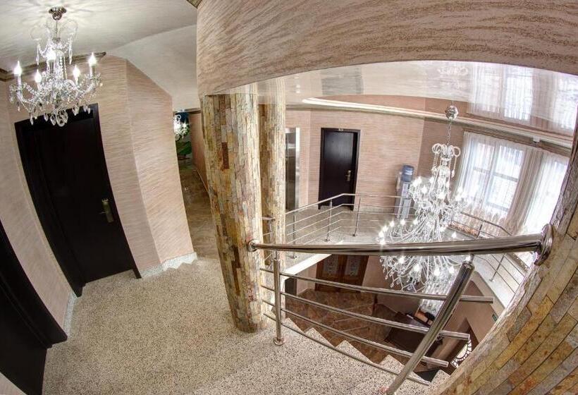 Hotel Mountain Krystal