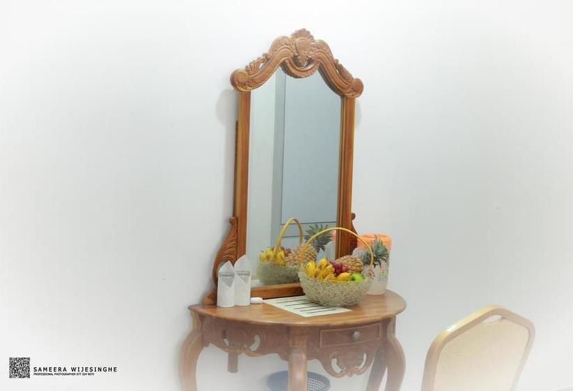 Hotel OYO 125 Remaco