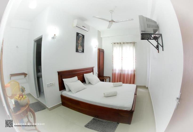 Hotel OYO 125 Remaco