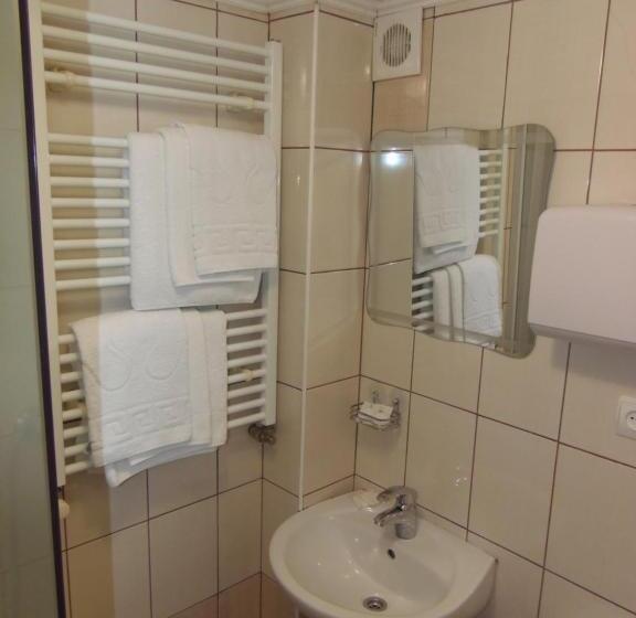 هتل Tourist Complex Karina