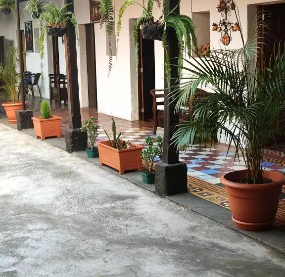 هتل Francisco S La Merced