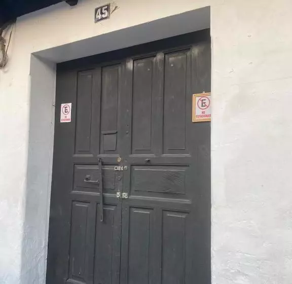 هتل Francisco S La Merced