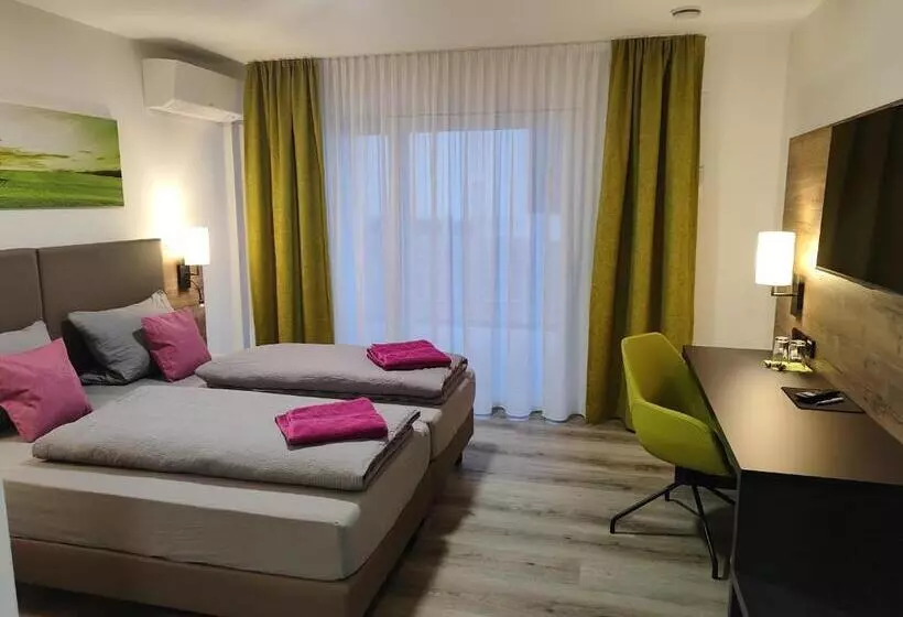 ホテル Gästehaus Stock Zimmer Bäumle