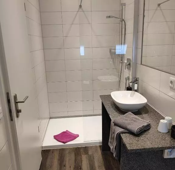 ホテル Gästehaus Stock Zimmer Bäumle