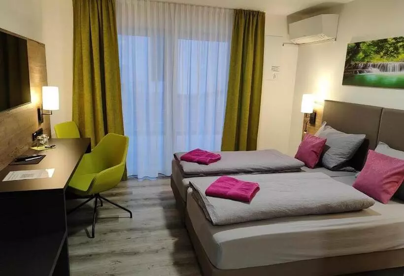 ホテル Gästehaus Stock Zimmer Bäumle