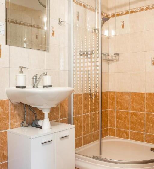 فندق صغير Konopiště Nová Myslivna