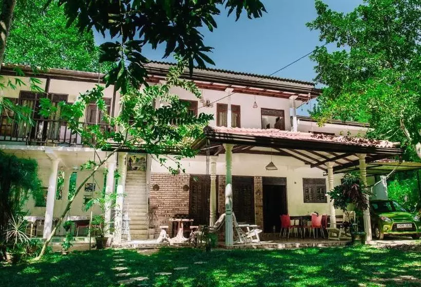 Aamiaismajoitus (B&B) Kadolana Guest House
