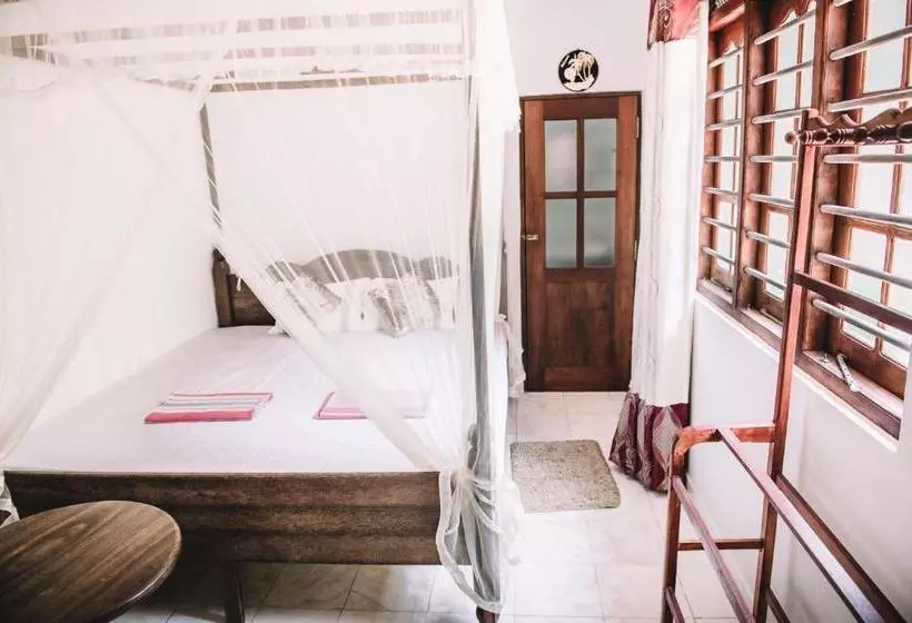 Aamiaismajoitus (B&B) Kadolana Guest House