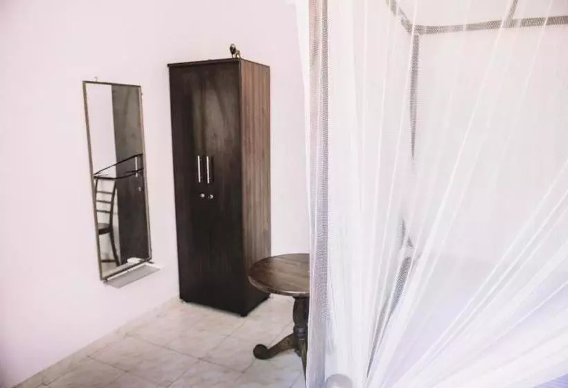 Aamiaismajoitus (B&B) Kadolana Guest House